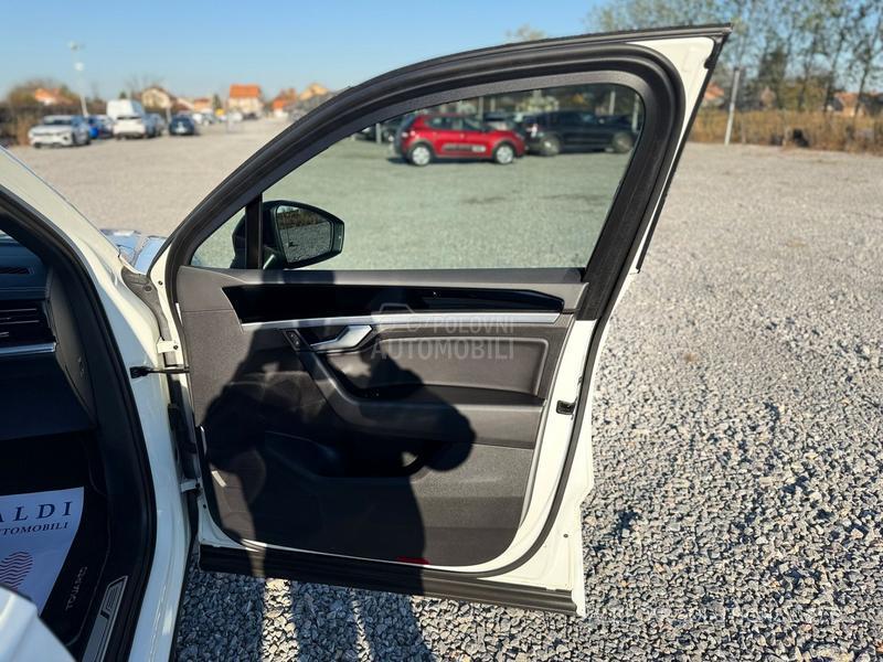 Volkswagen Touareg 3.0 Tdi R-Line