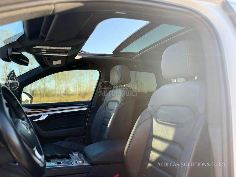 Volkswagen Touareg 3.0 Tdi R-Line