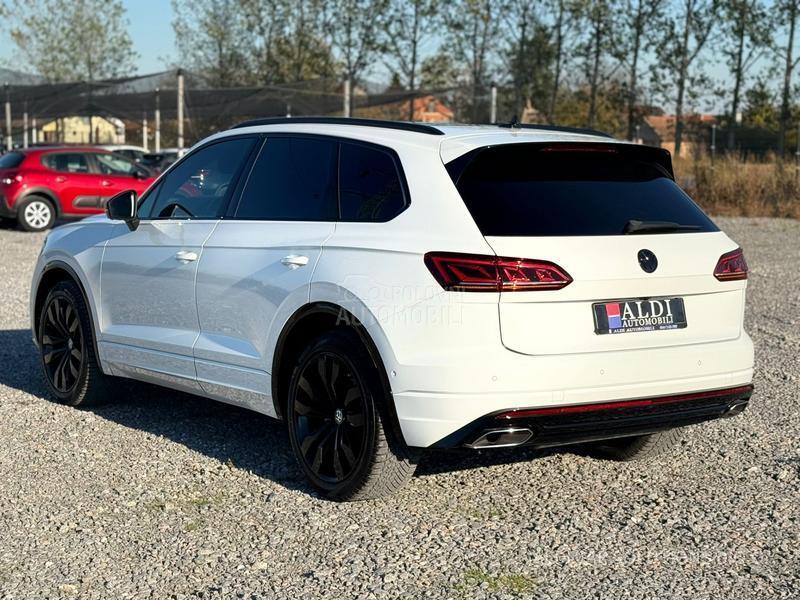 Volkswagen Touareg 3.0 Tdi R-Line