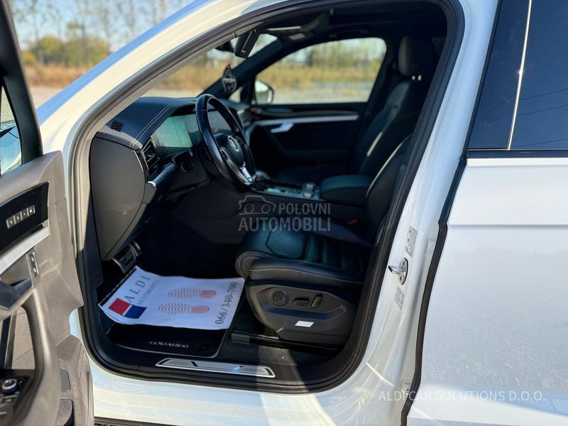 Volkswagen Touareg 3.0 Tdi R-Line