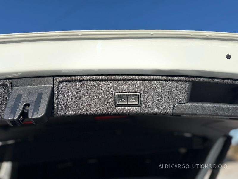 Volkswagen Touareg 3.0 Tdi R-Line