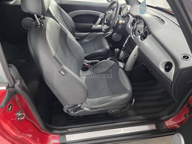 MINI Cooper A U T O M A T I K