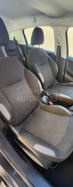 Peugeot 208 1.6 HDi ALLURE