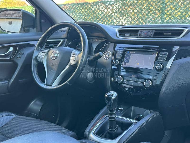 Nissan Qashqai TEKNA/PANO/360