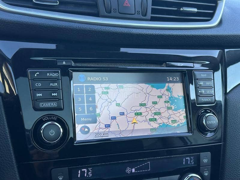 Nissan Qashqai TEKNA/PANO/360