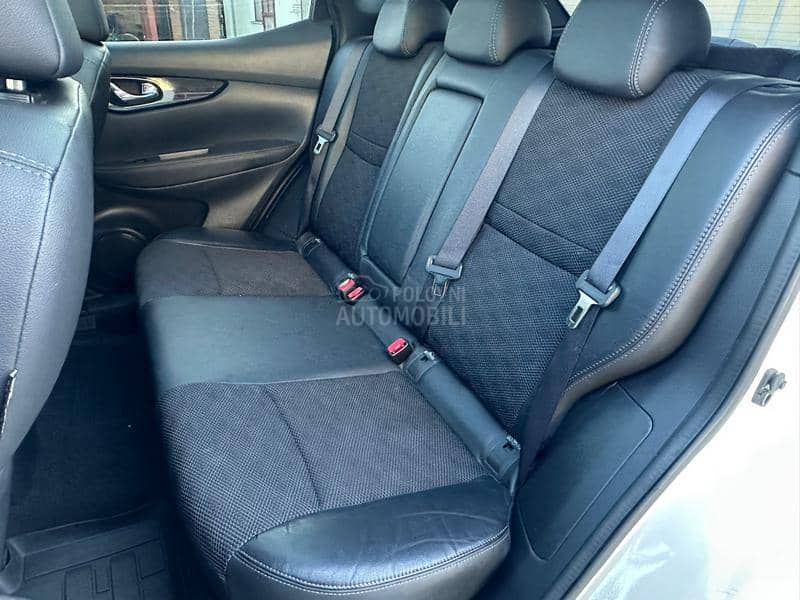 Nissan Qashqai TEKNA/PANO/360