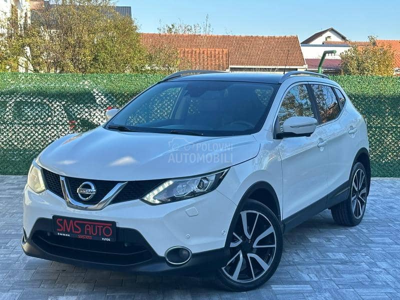 Nissan Qashqai TEKNA/PANO/360