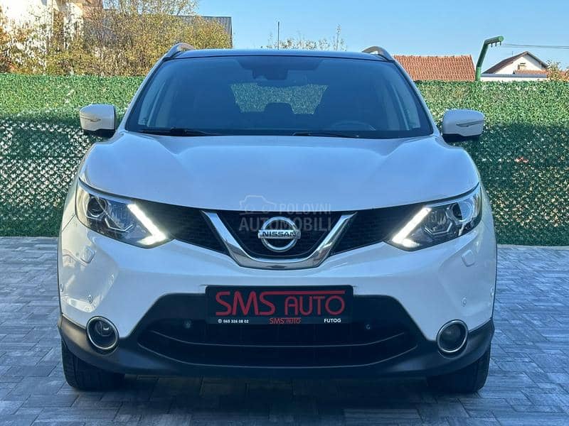Nissan Qashqai TEKNA/PANO/360
