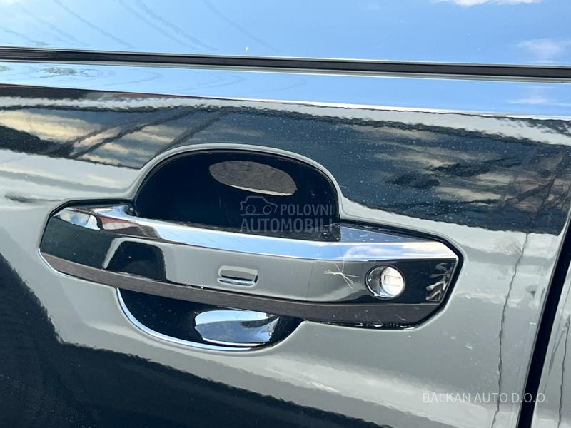 Audi A4 2.0TDI/NAV/LED/AUT