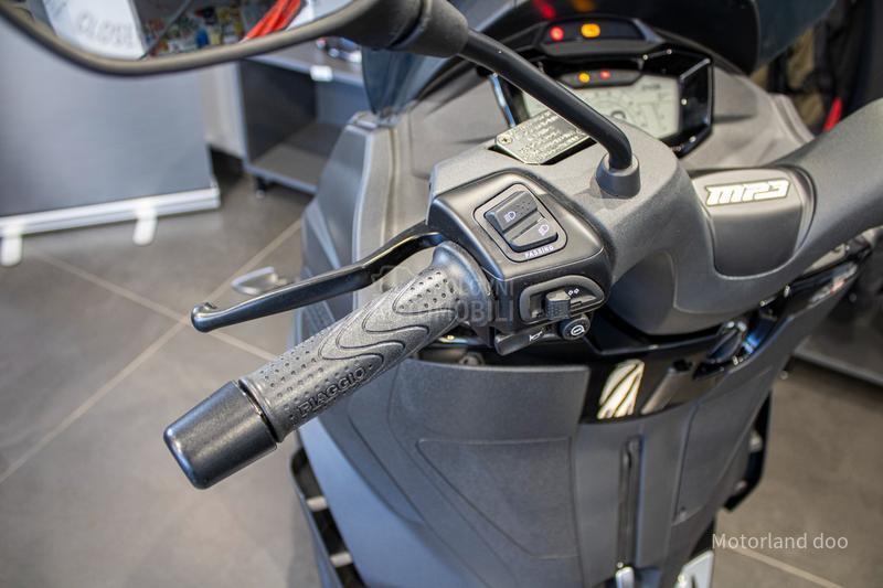 Piaggio MP3 310 Sport