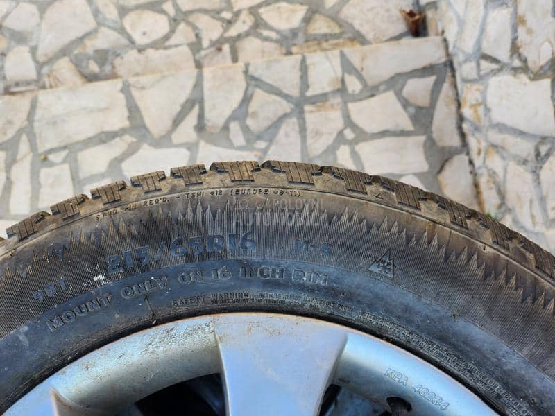 Cooper 215/65 R16 Zimska