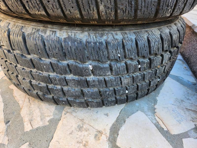Cooper 215/65 R16 Zimska