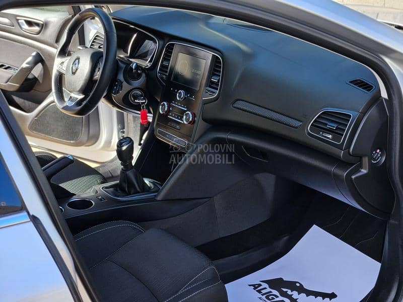 Renault Megane 1.3 TCE GRANDCOUPE