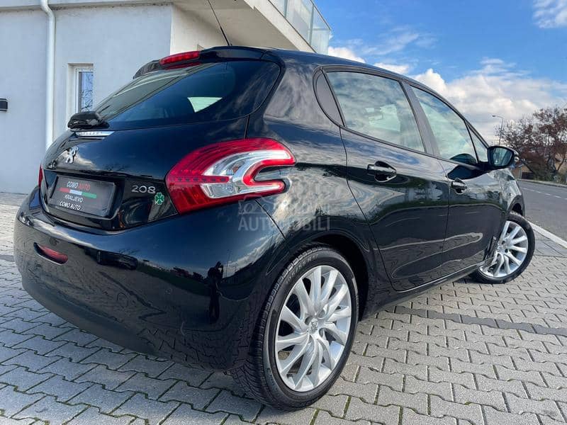 Peugeot 208 1.4hdi allure NOV