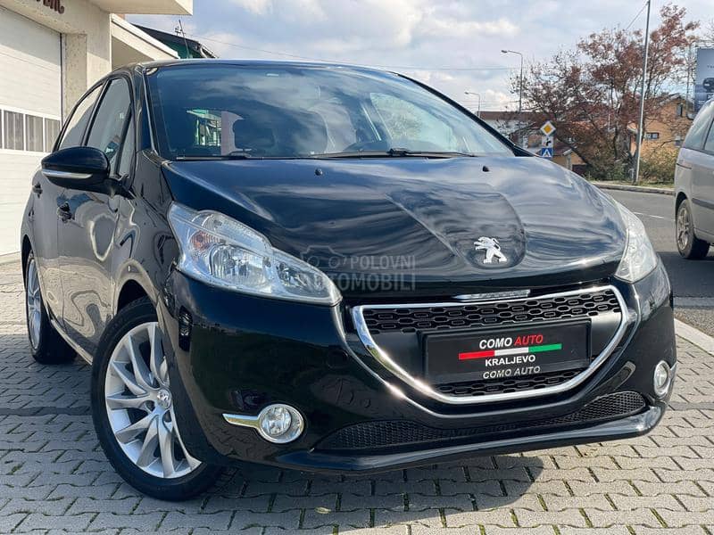Peugeot 208 1.4hdi allure NOV
