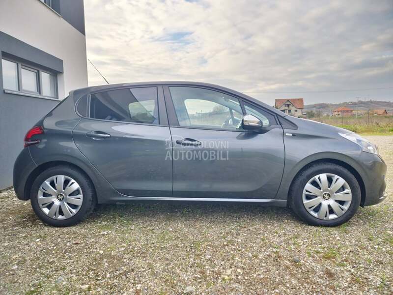 Peugeot 208 1.2 PURETECH