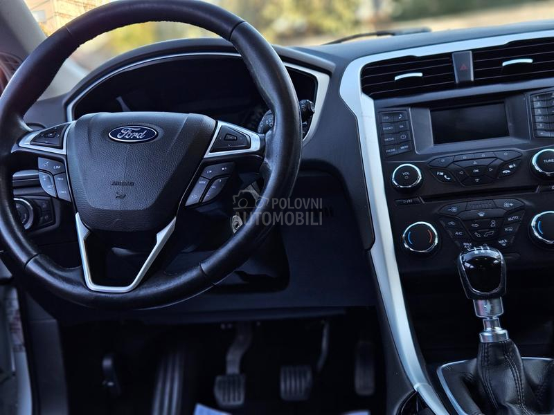 Ford Mondeo 1.5 TREND