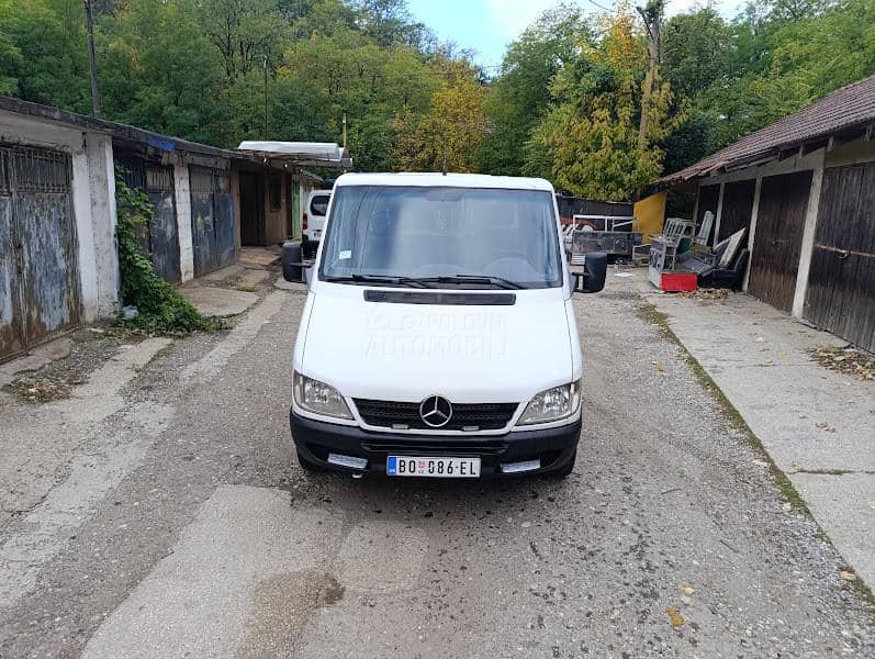 Mercedes Benz Sprinter