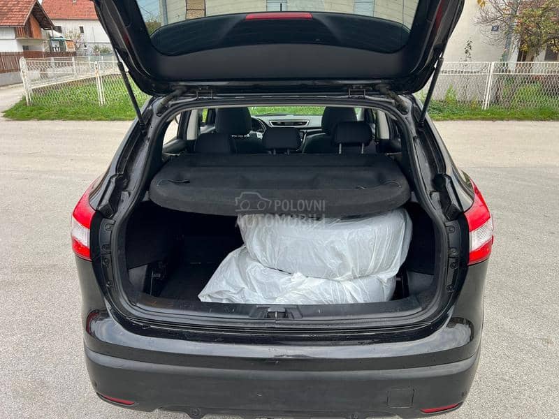 Nissan Qashqai 1.6 dci kam/nav/pano