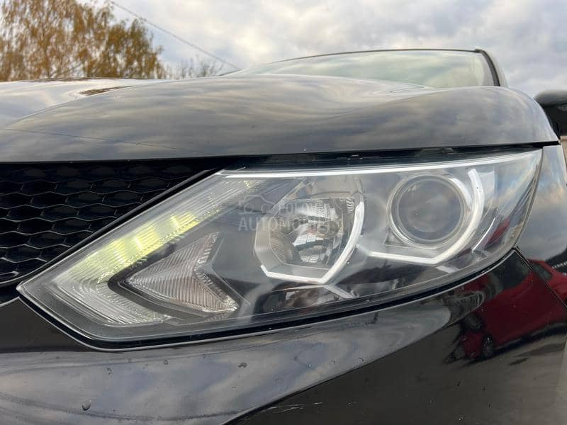 Nissan Qashqai 1.6 dci kam/nav/pano