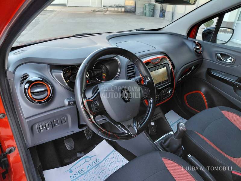 Renault Captur 0.9 TCE INTENSE