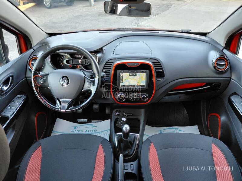 Renault Captur 0.9 TCE INTENSE
