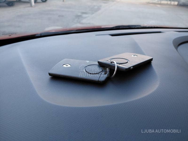 Renault Captur 0.9 TCE INTENSE