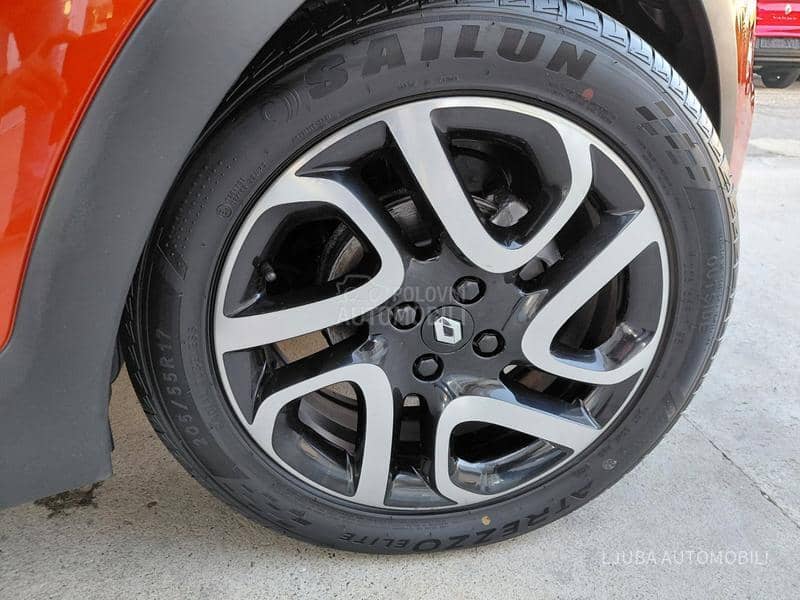 Renault Captur 0.9 TCE INTENSE