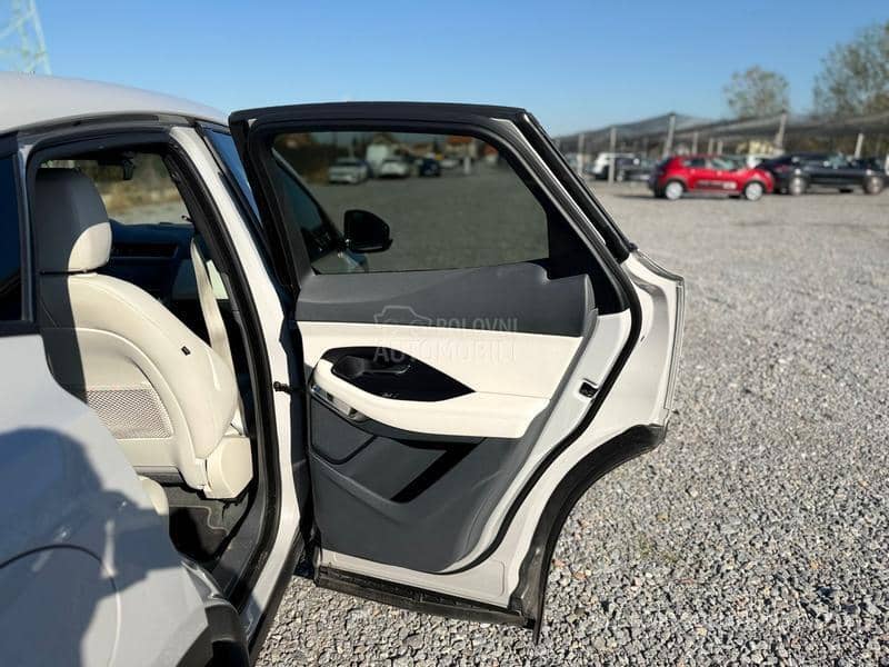 Jaguar E-Pace AWD R DYNAMIC