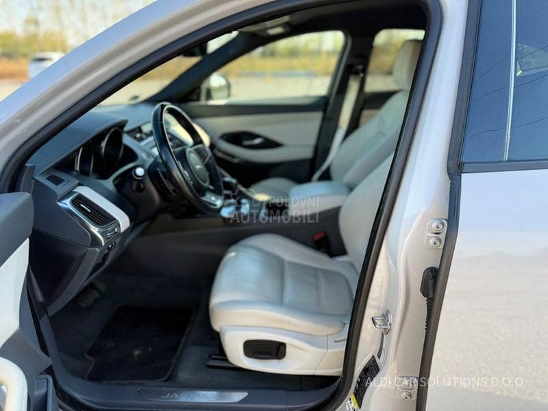 Jaguar E-Pace AWD R DYNAMIC