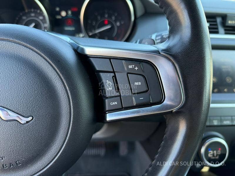 Jaguar E-Pace AWD R DYNAMIC