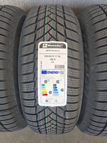 Matador 235/65 R17 Zimska