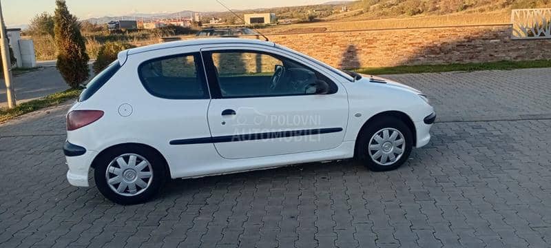 Peugeot 206 