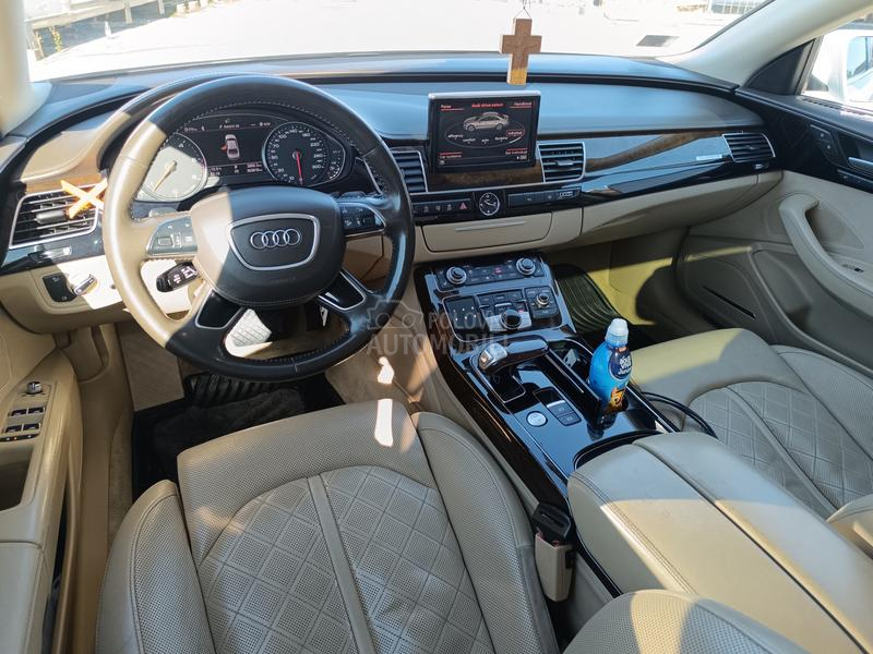 Audi A8 3.0 tdi LONG 4x4