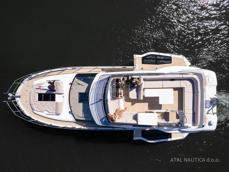 Galeon 440 Fly/ 450 HTC