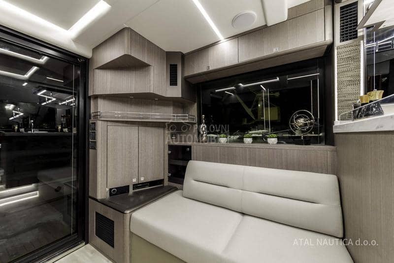 Galeon 440 Fly/ 450 HTC