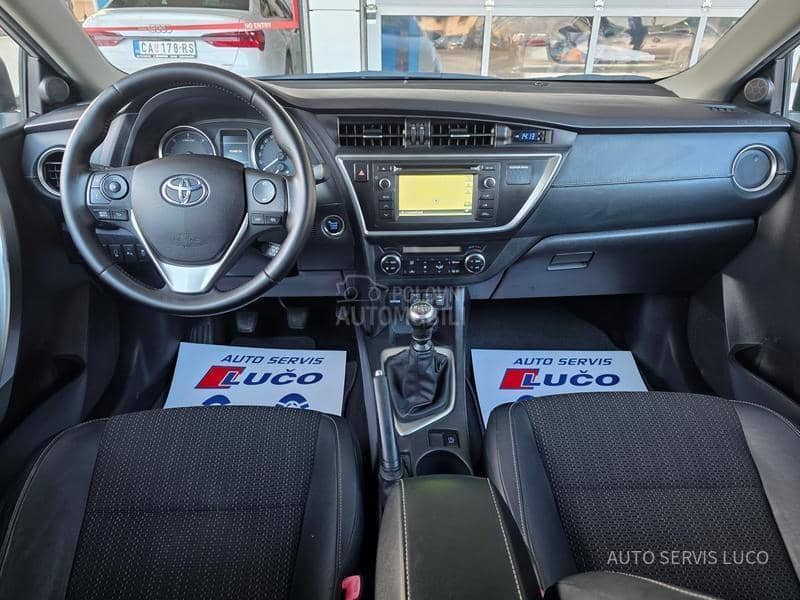 Toyota Auris 2.0 D R kamera