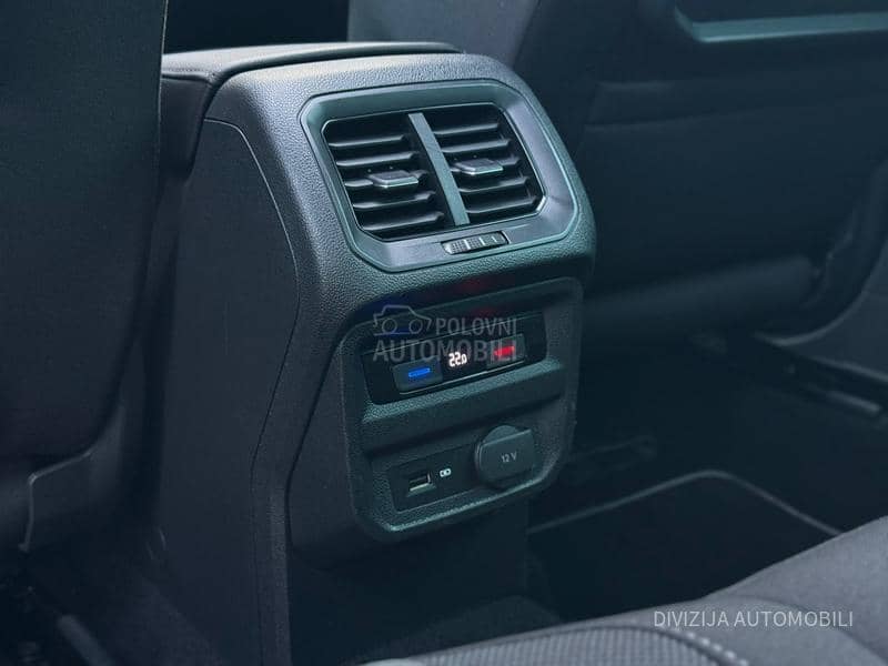 Volkswagen Tiguan Pano/Dsg/4x4/360kam