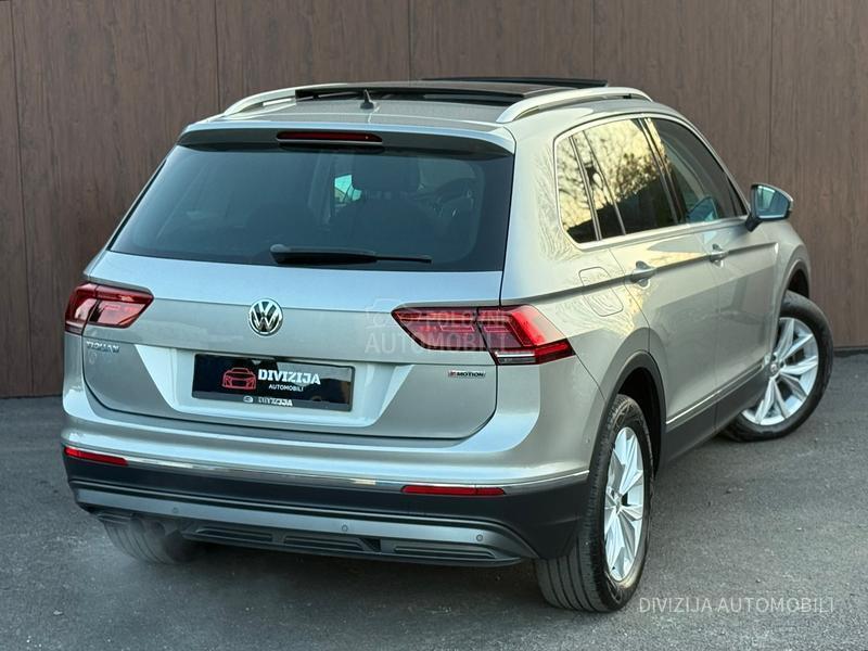 Volkswagen Tiguan Pano/Dsg/4x4/360kam