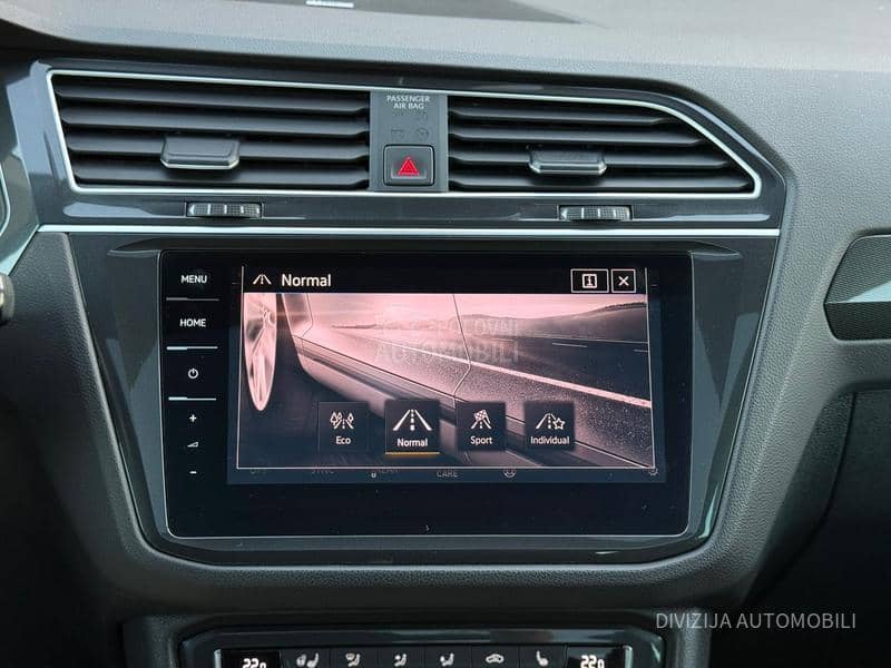 Volkswagen Tiguan Pano/Dsg/4x4/360kam