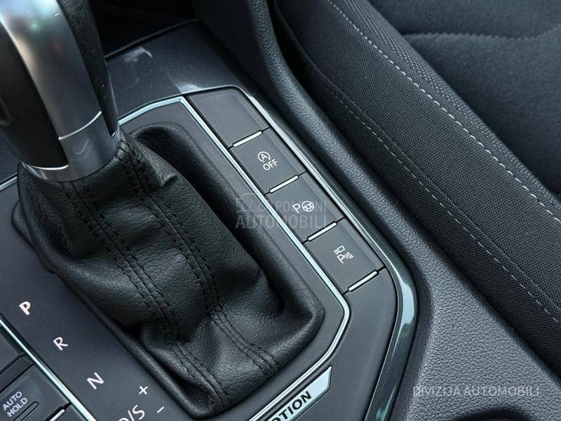 Volkswagen Tiguan Pano/Dsg/4x4/360kam