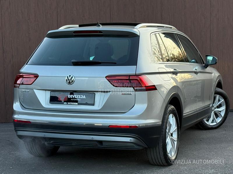 Volkswagen Tiguan Pano/Dsg/4x4/360kam