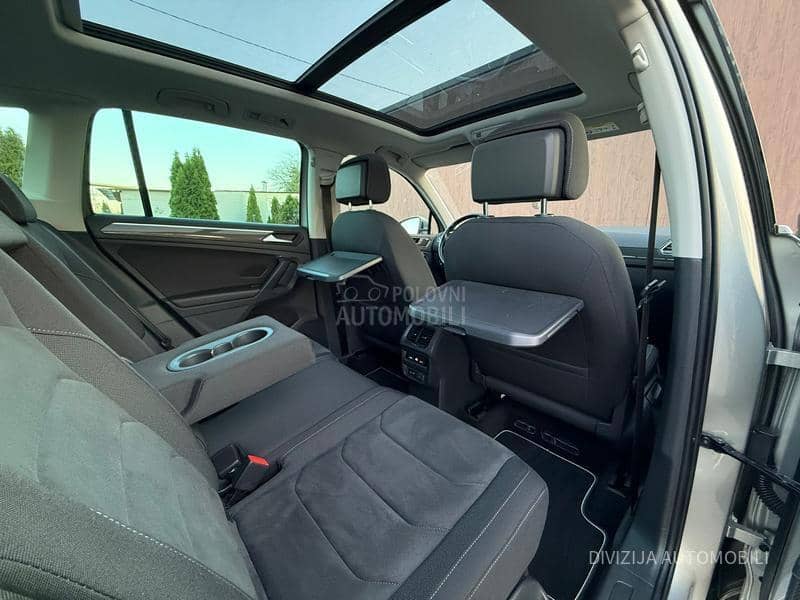 Volkswagen Tiguan Pano/Dsg/4x4/360kam
