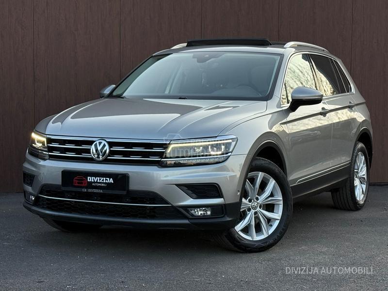 Volkswagen Tiguan Pano/Dsg/4x4/360kam