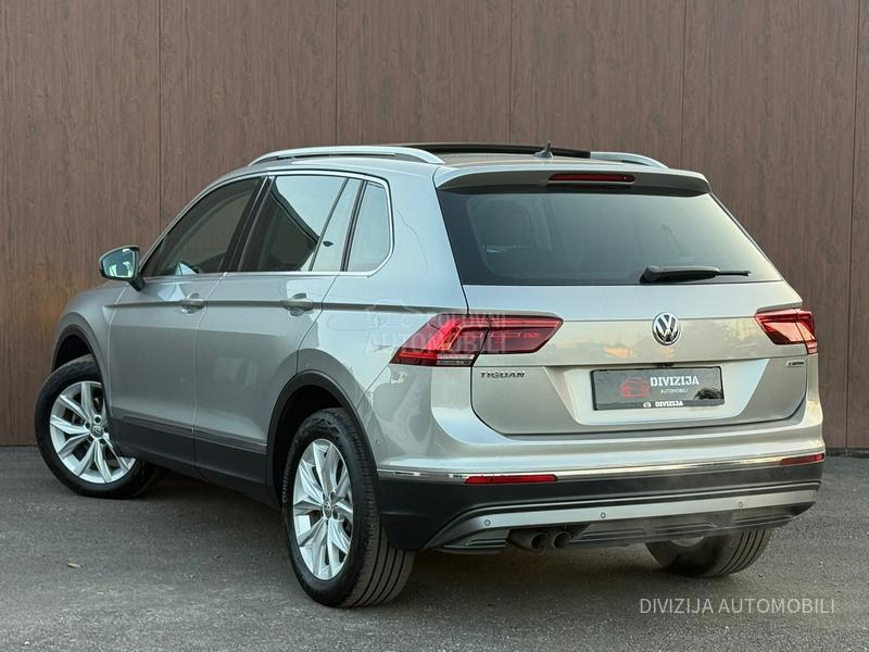 Volkswagen Tiguan Pano/Dsg/4x4/360kam