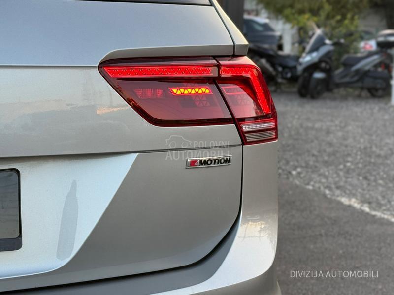 Volkswagen Tiguan Pano/Dsg/4x4/360kam