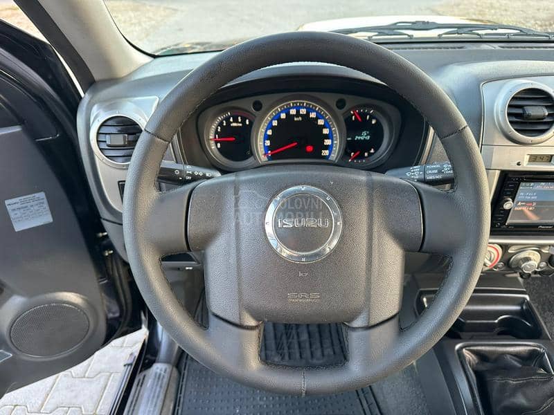 Isuzu D-Max 3.0 163k.s. TERETNO