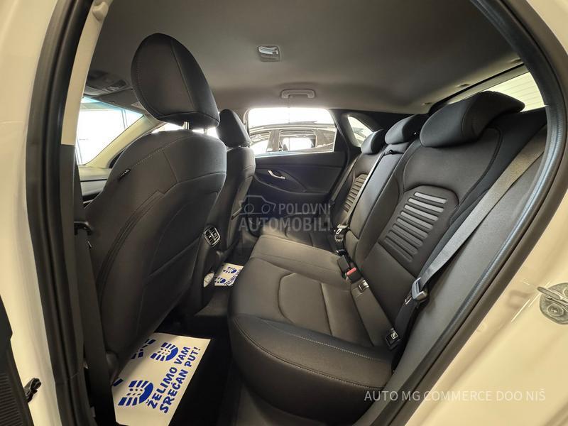 Hyundai i30 1.5 DPI STYLE