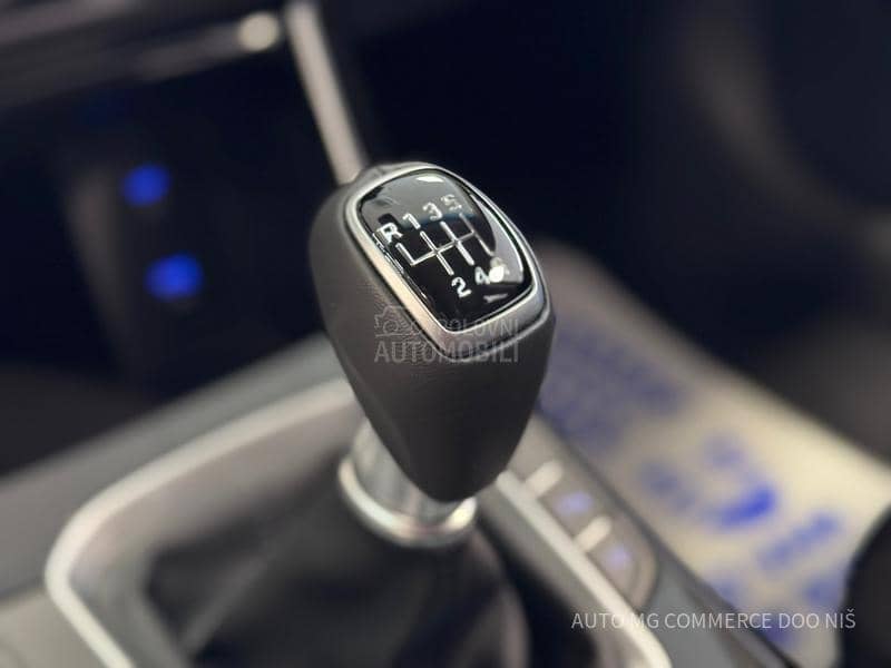 Hyundai i30 1.5 DPI STYLE