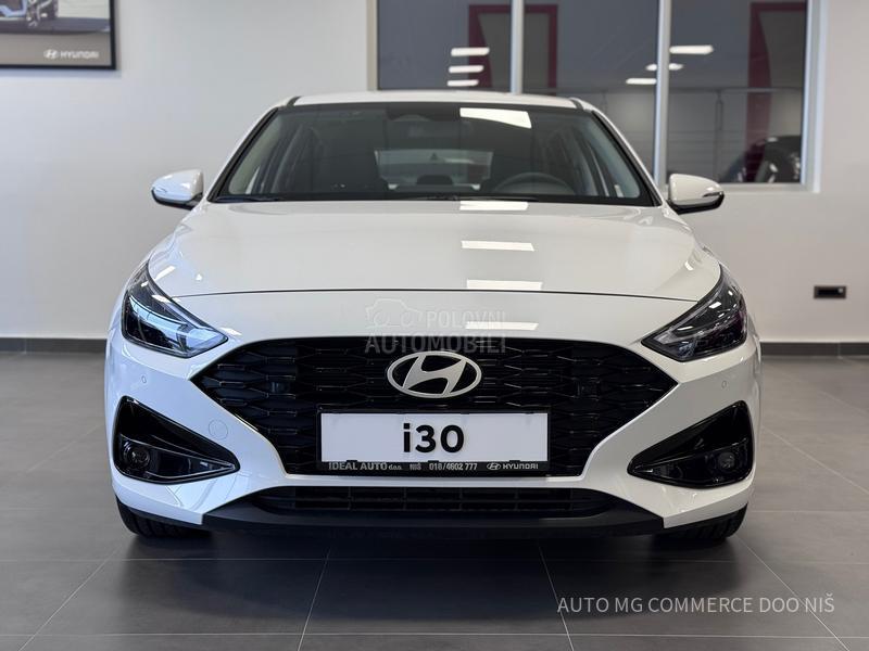 Hyundai i30 1.5 DPI STYLE